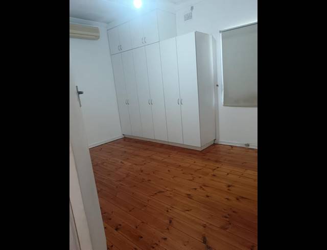 3 BEDROOM HOUSE FOR SALE IN MONTCLAIR